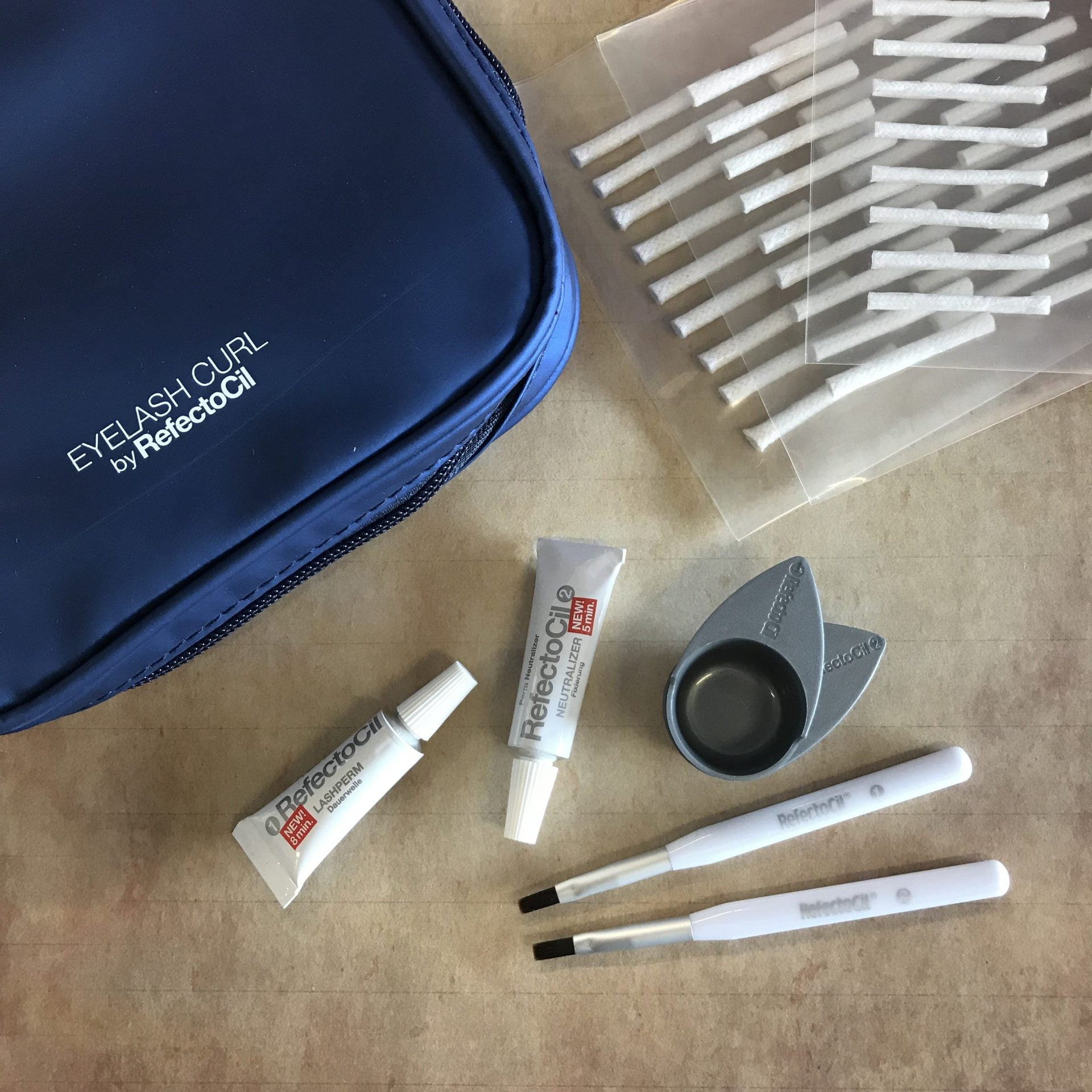refectocil eyelash curl